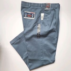 Roundtree & Yorke pleated slacks 36x32.